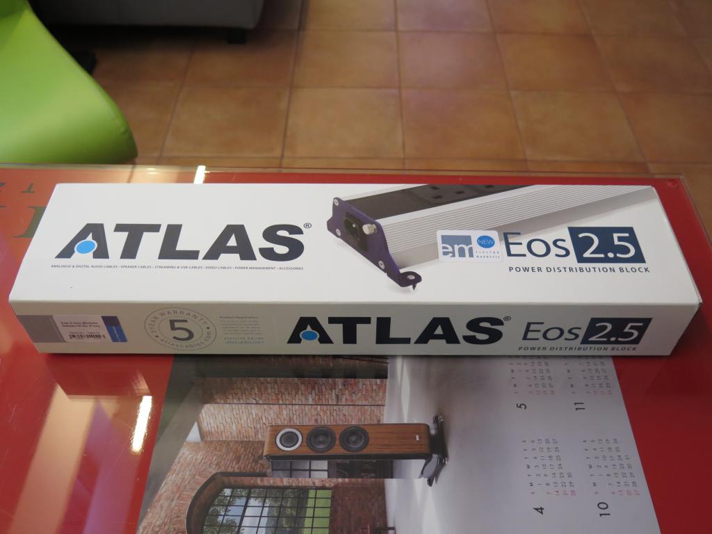 Atlas Cables Eos 2.5 em Modular Power Strip, silver