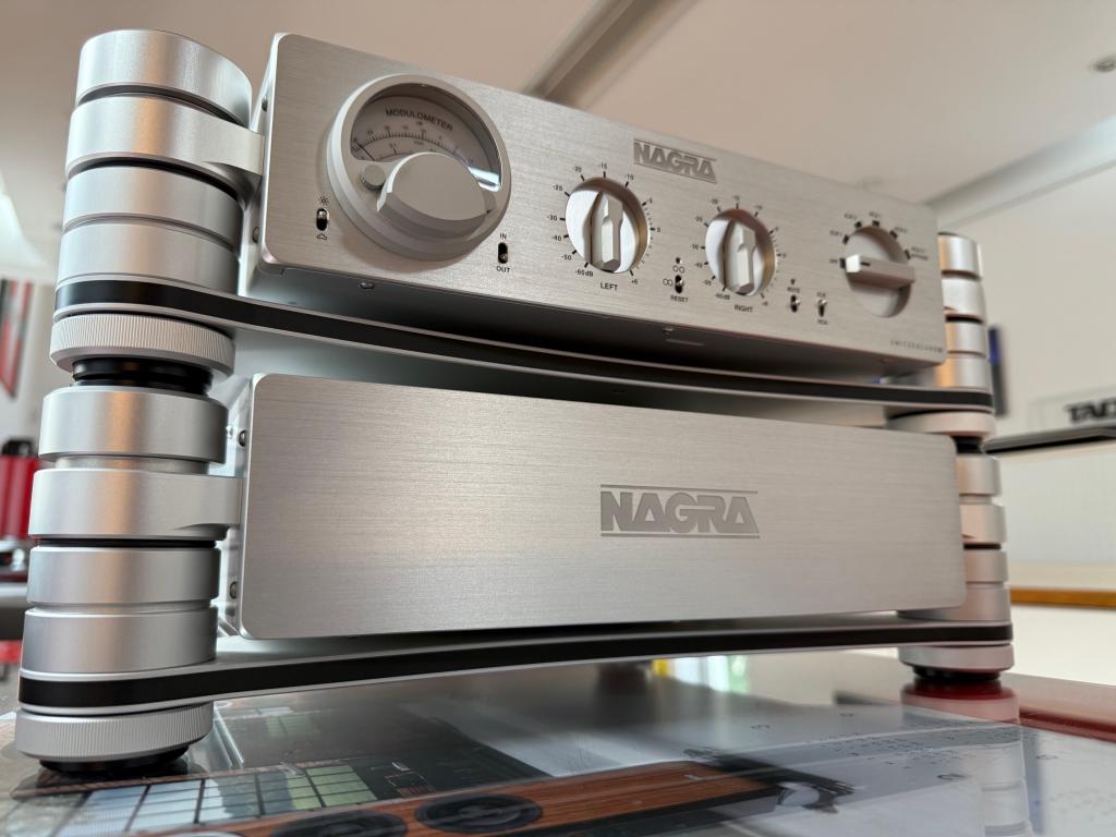 Nagra Professional HD PREAMP HV