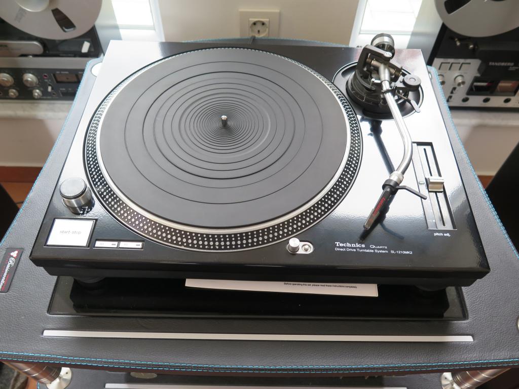 Technics SL-1210 mk2 (Ortofon Concorde 40 Anniversary)